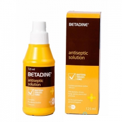 Dung dịch sát khuẩn Betadine Antiseptic Solution - Chai 125ml